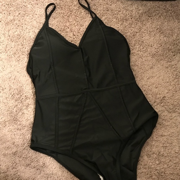 Selena Swimsuit | Black Piping One Piece - Picture 3 of 7
